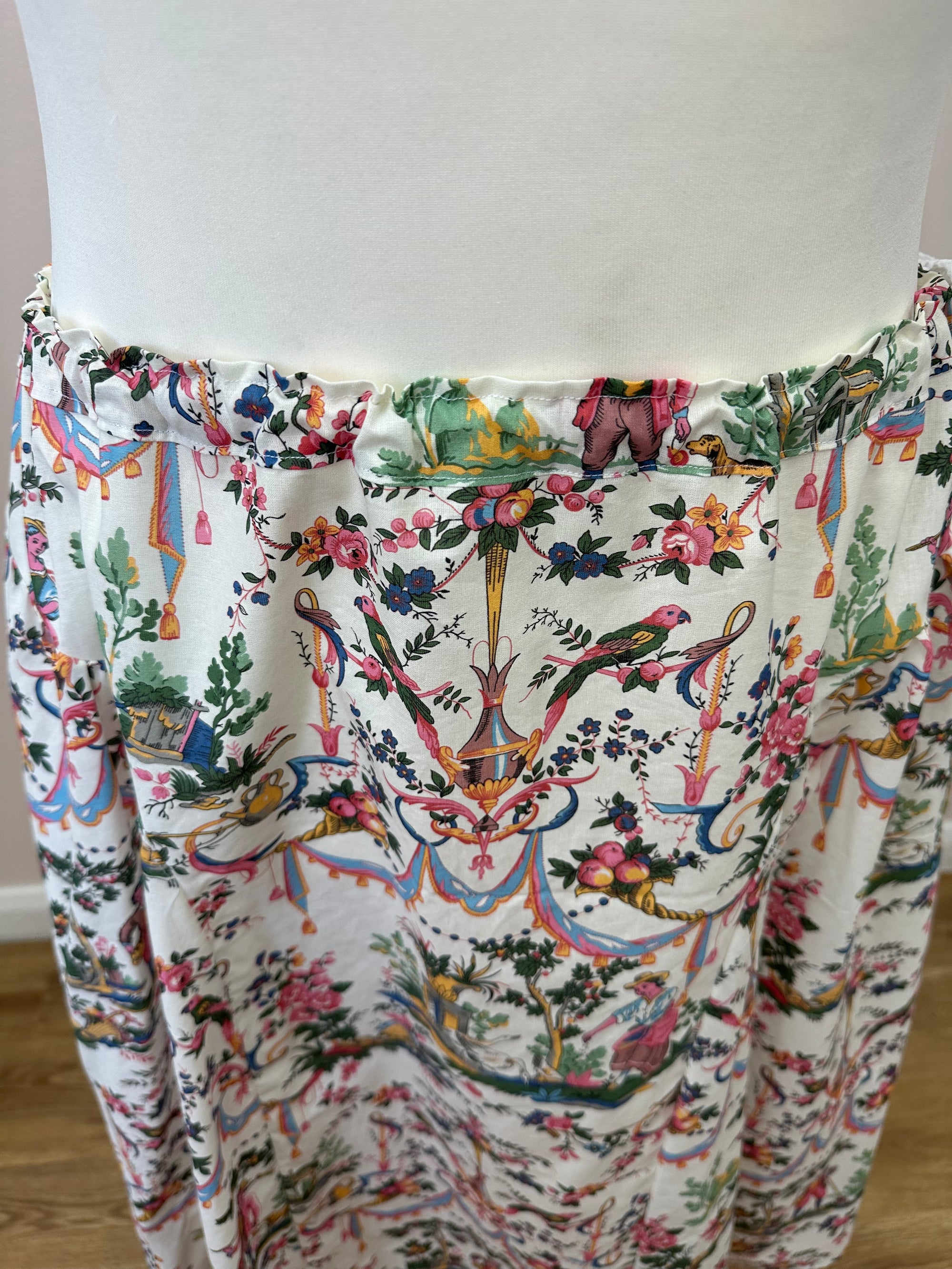 Versailles skirt size S-XL