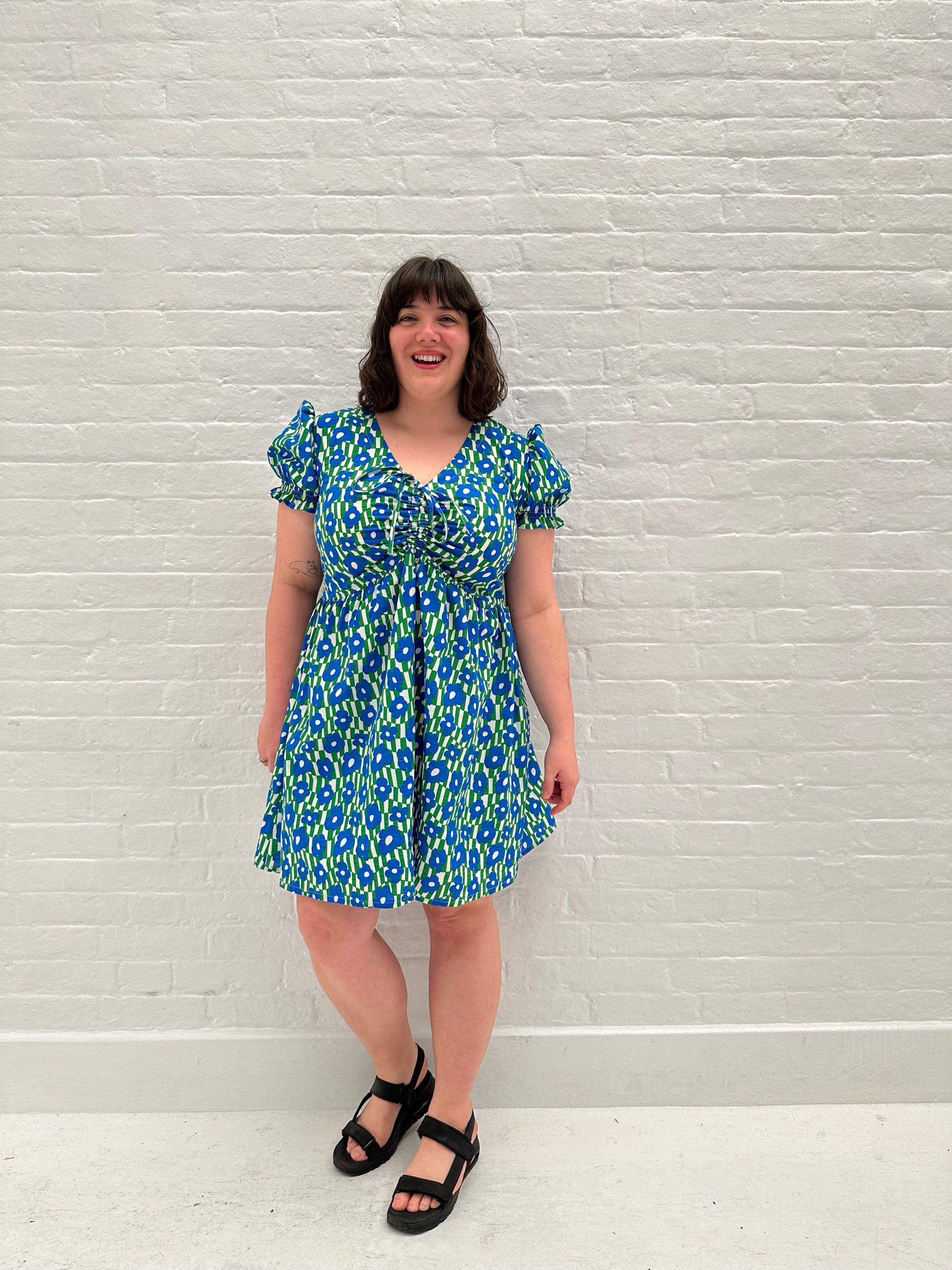 Adjustable front mini dress size L