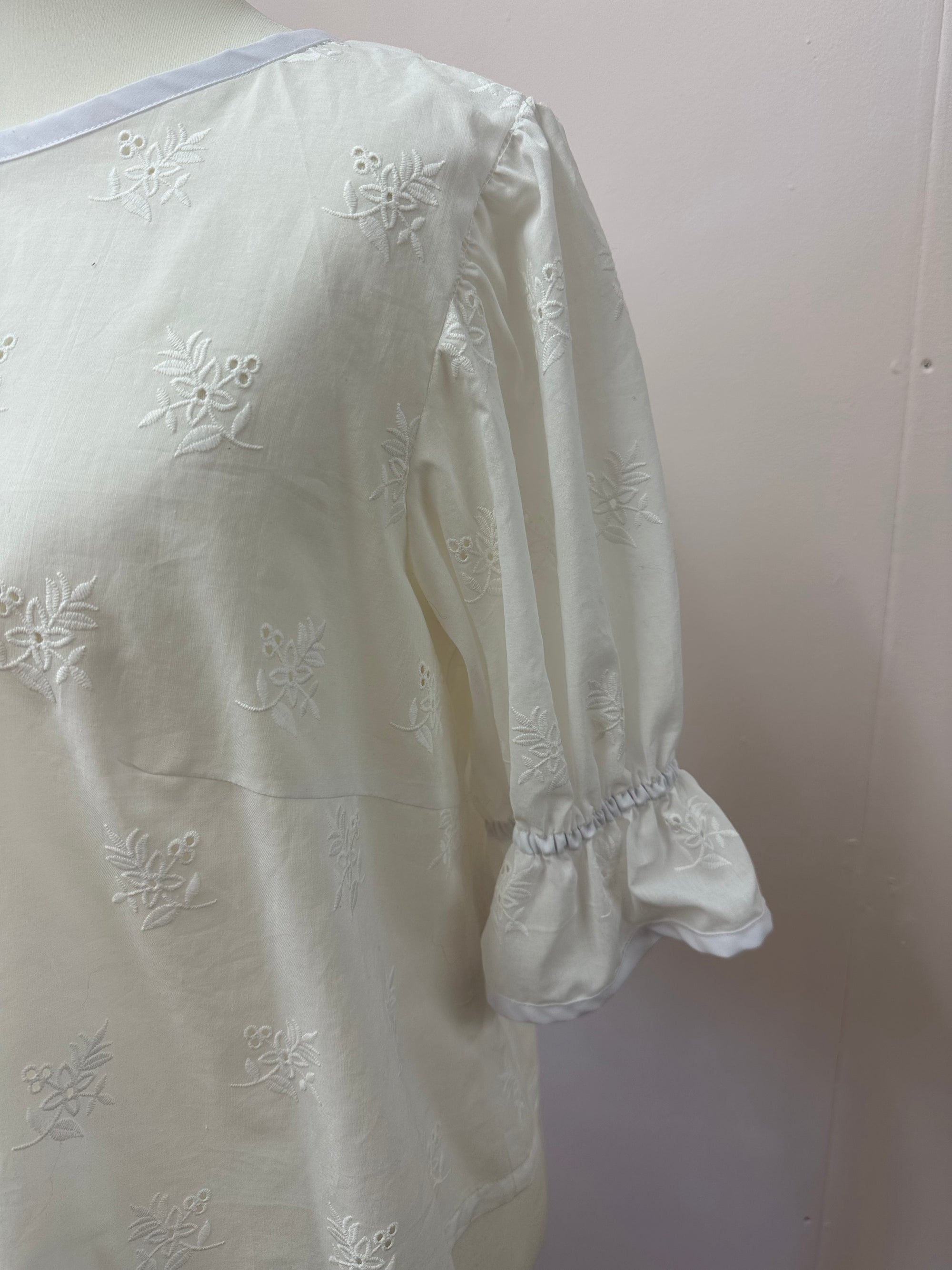 Voile Dream Top Short Sleeve Size L