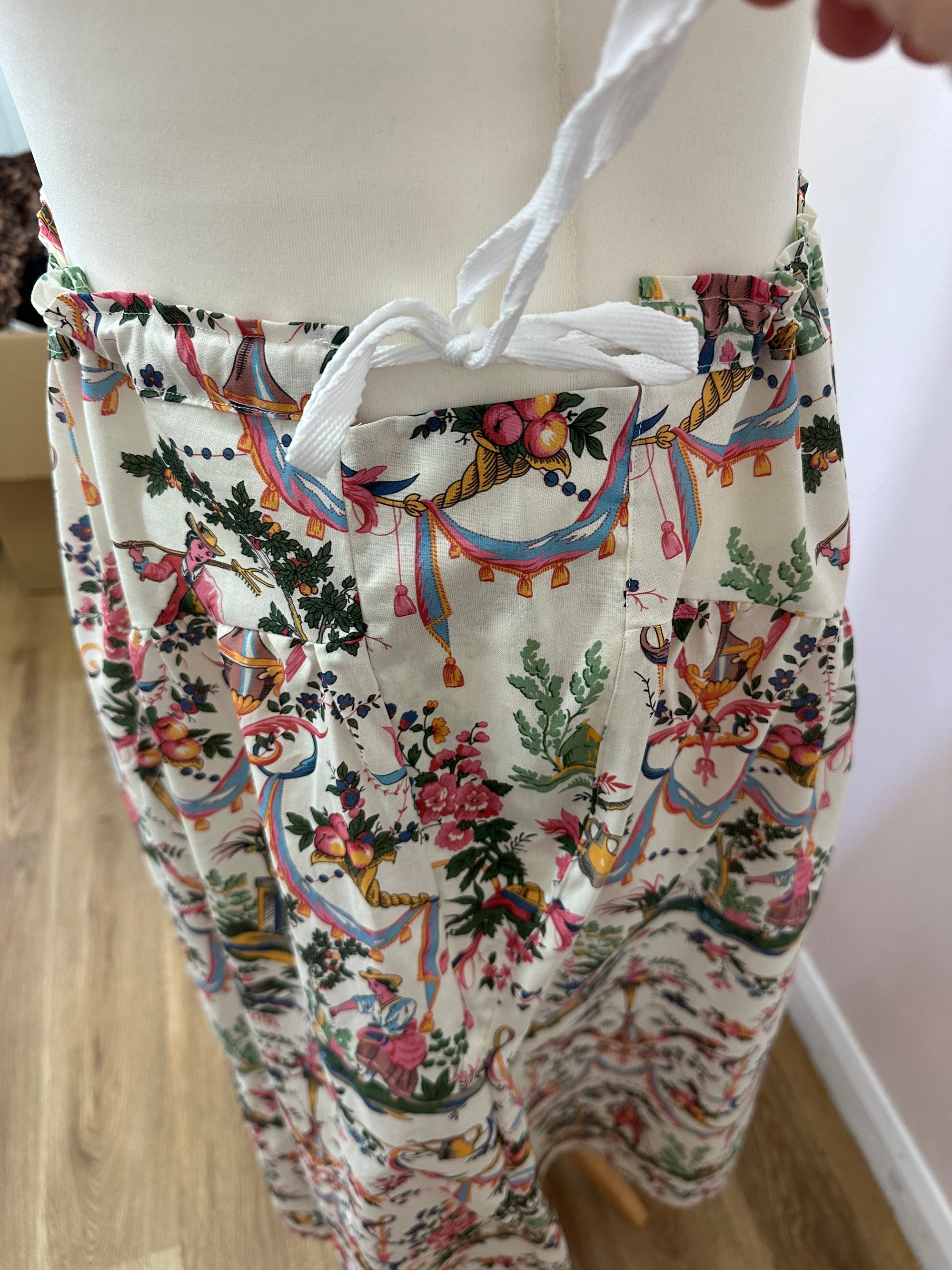 Versailles skirt size S-XL