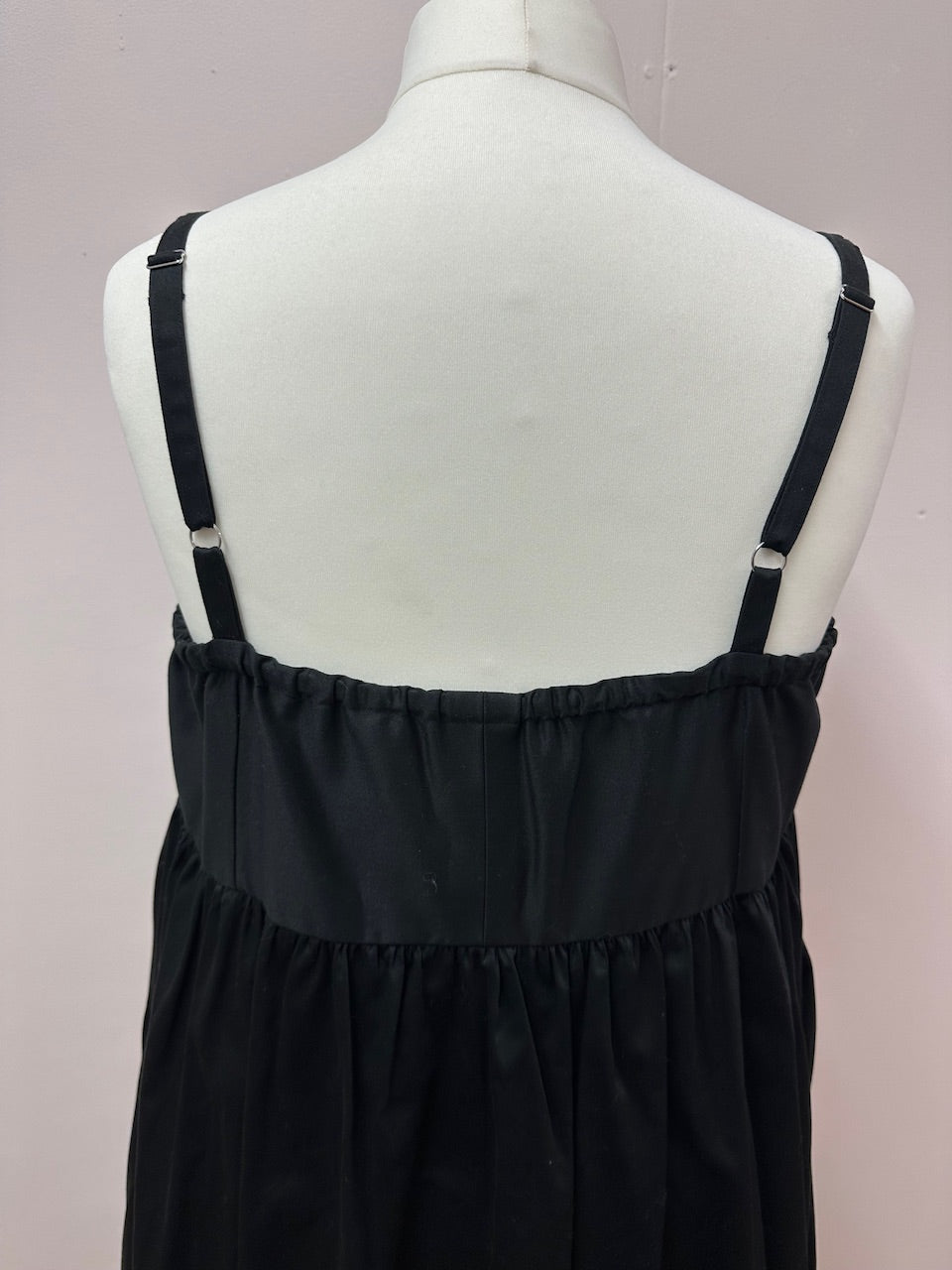 Sausalito Cami dress black size 2XL (24)