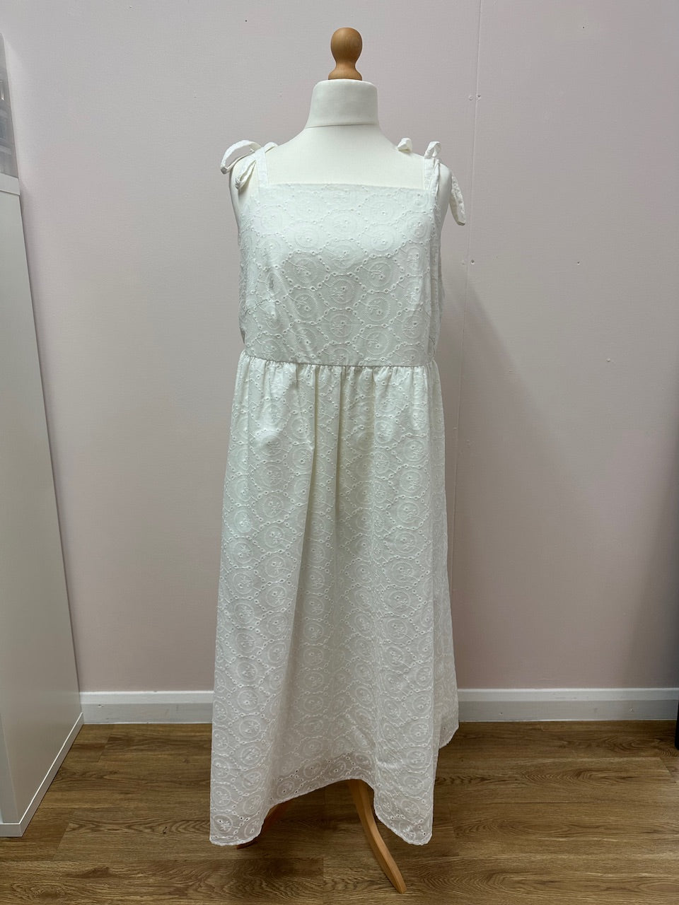 Broderie cami dress size L (18/20)
