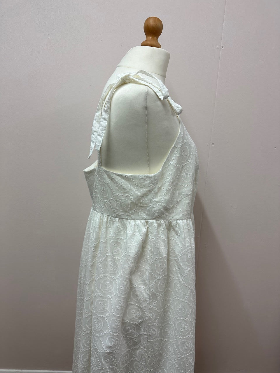 Broderie cami dress size L (18/20)