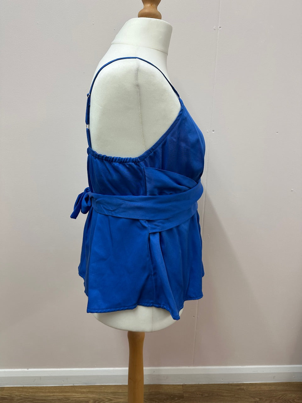 Wrap party top size L/XL (20/22)